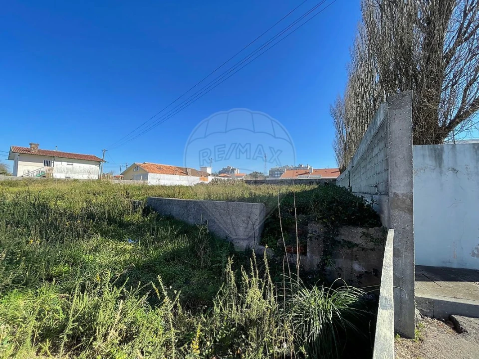 Terreno para Venda em Esmoriz Foto 4