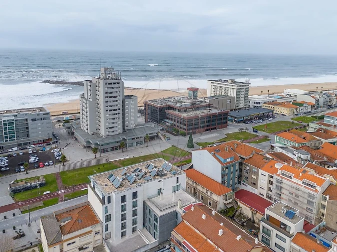 Apartamento T4 para Venda em Espinho Foto 2