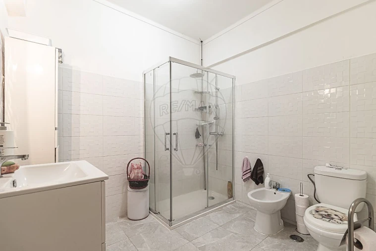 Apartamento T2 para Venda em Odivelas Foto 9