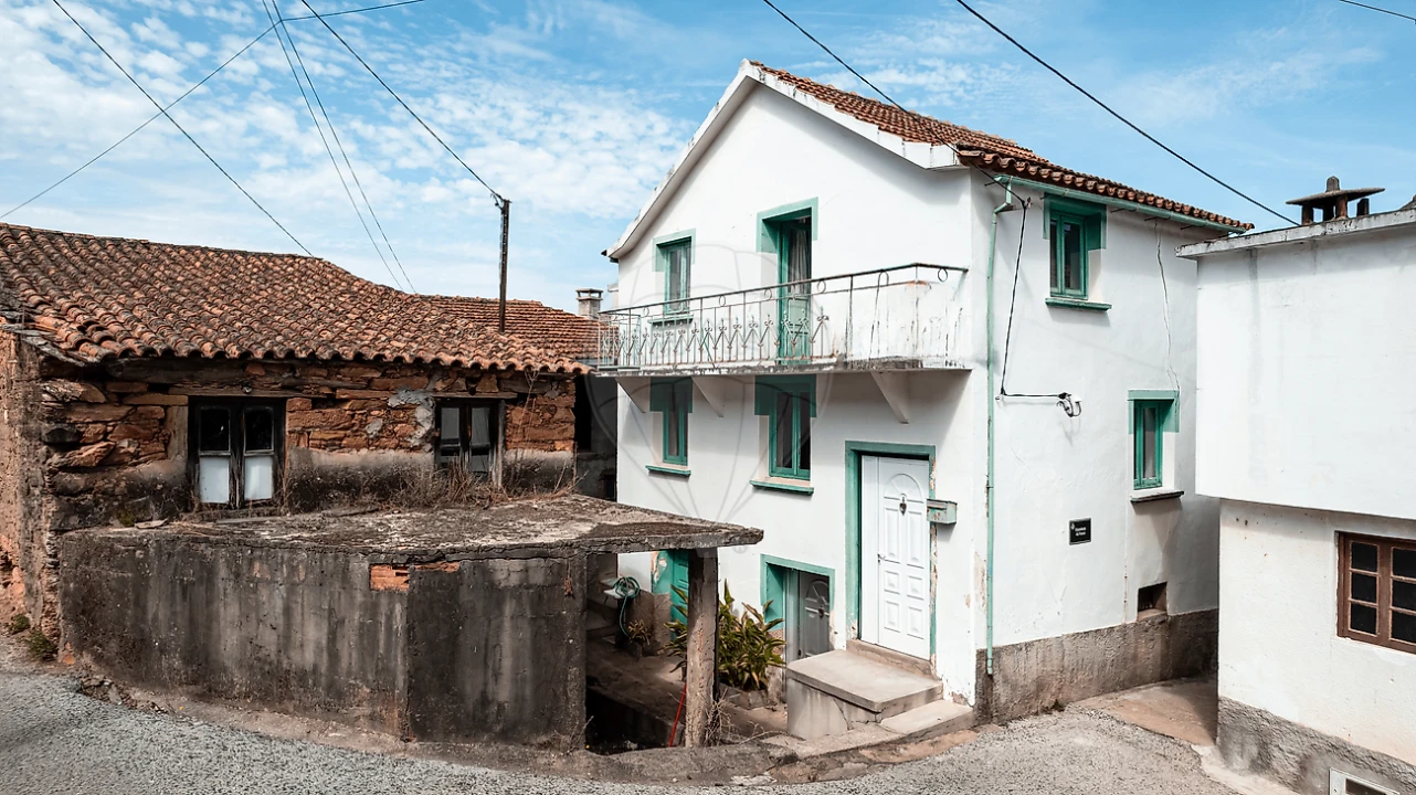 Moradia T2 para Venda em Janeiro de Baixo Foto 25