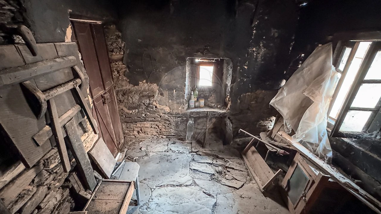 Moradia T2 para Venda em Janeiro de Baixo Foto 7