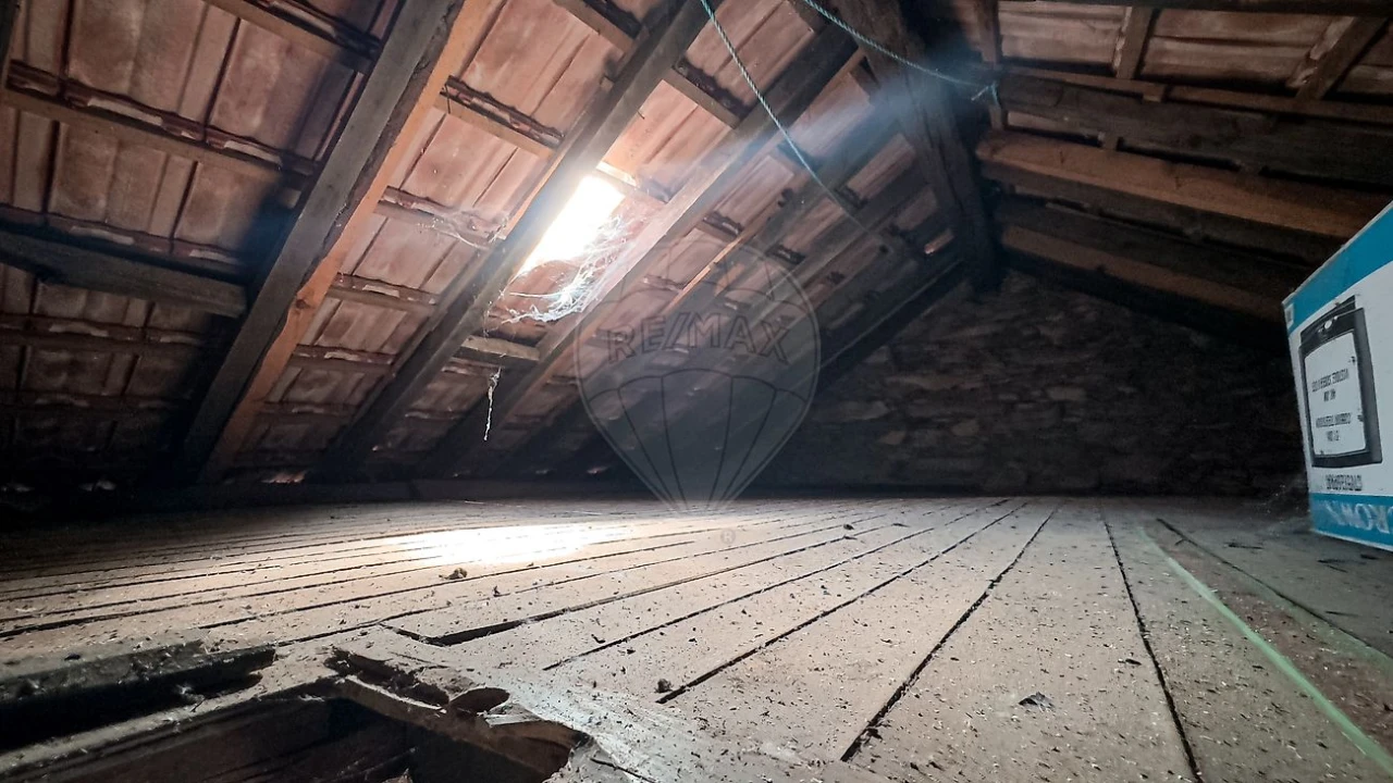 Moradia T2 para Venda em Janeiro de Baixo Foto 43