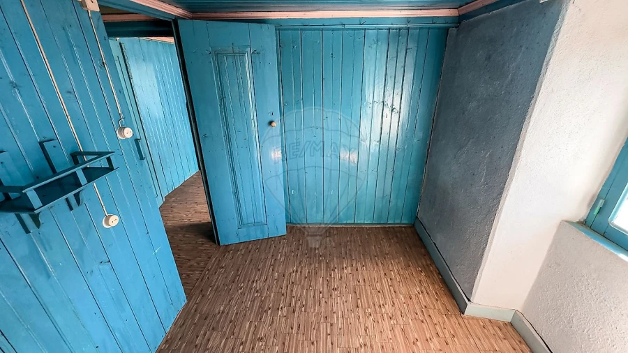 Moradia T2 para Venda em Janeiro de Baixo Foto 38