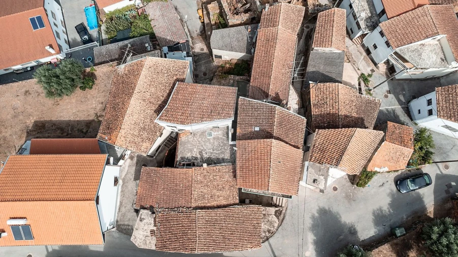 Moradia T2 para Venda em Janeiro de Baixo Foto 4