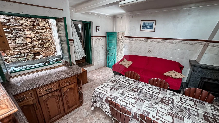 Moradia T2 para Venda em Janeiro de Baixo Foto 21