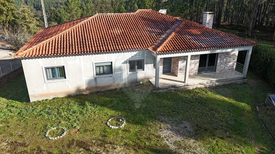 Moradia T4 para Venda em Sertã Foto 5