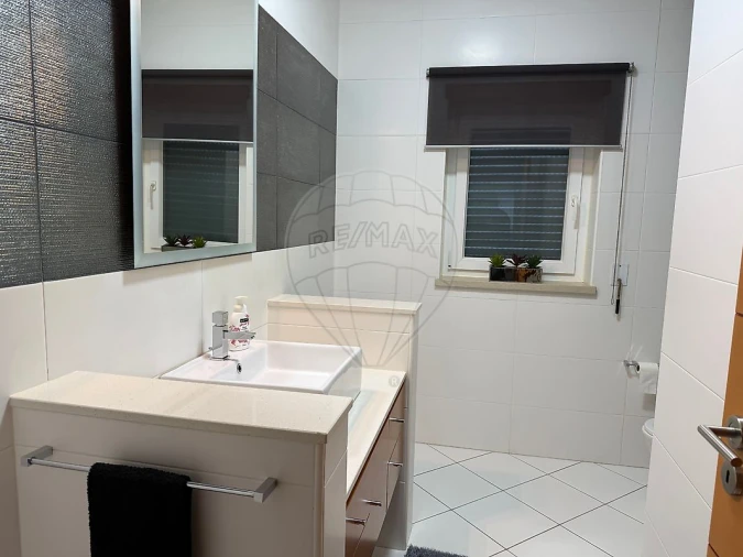 Moradia T4 para Venda em Sertã Foto 11