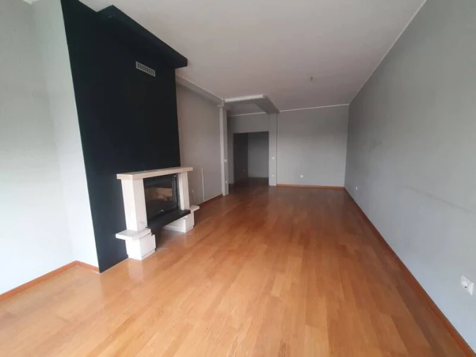 Apartamento T3 para Venda em Aguas Santas Foto 2