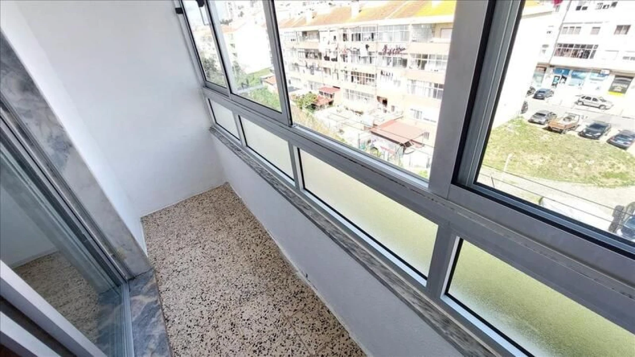 Apartamento T3 para Venda em Agualva e Mira-Sintra Foto 11