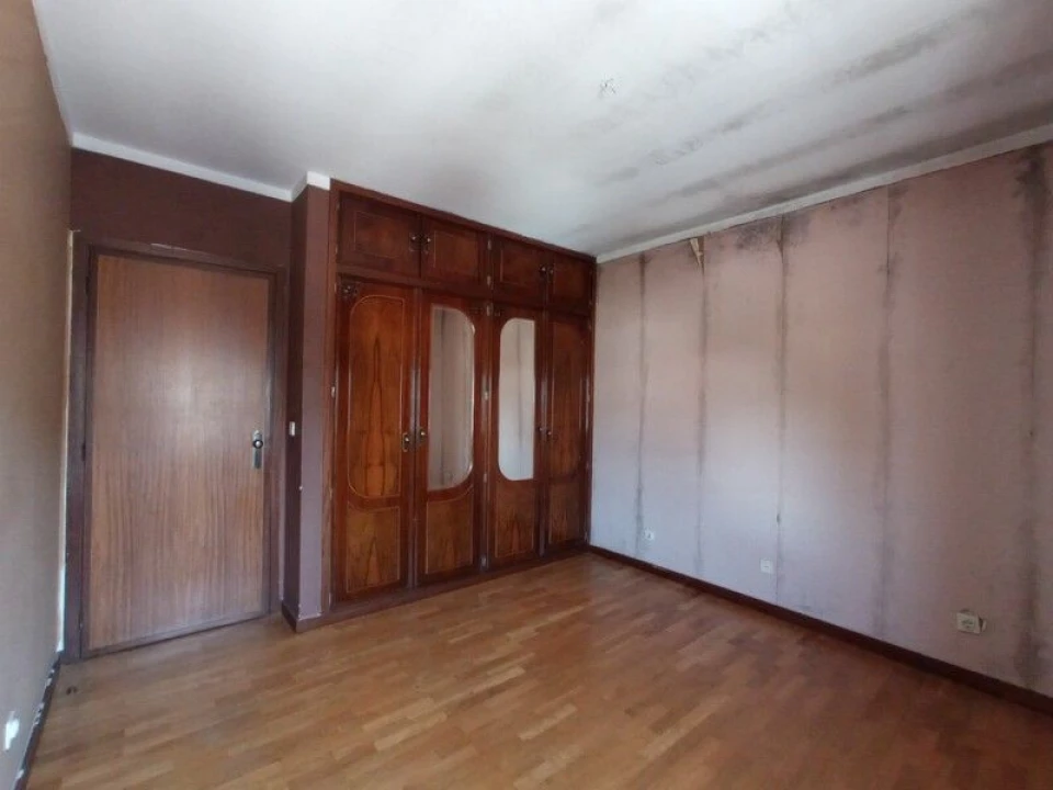 Apartamento T3 para Venda em Fânzeres e São Pedro da Cova Foto 10