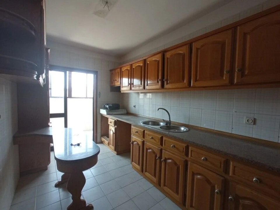 Apartamento T3 para Venda em Fânzeres e São Pedro da Cova Foto 12