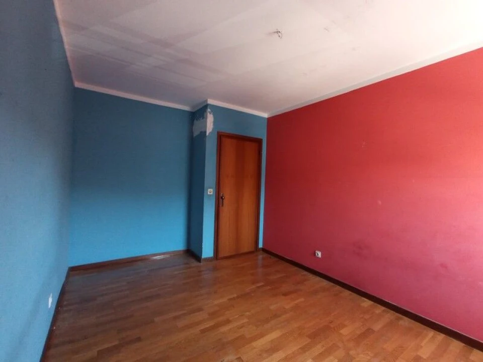 Apartamento T3 para Venda em Fânzeres e São Pedro da Cova Foto 8