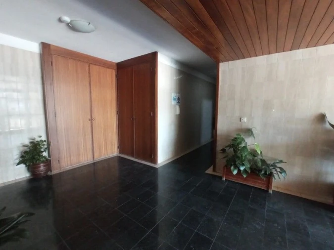 Apartamento T3 para Venda em Fânzeres e São Pedro da Cova Foto 4