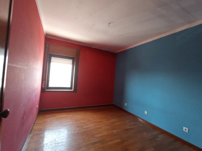 Apartamento T3 para Venda em Fânzeres e São Pedro da Cova Foto 9