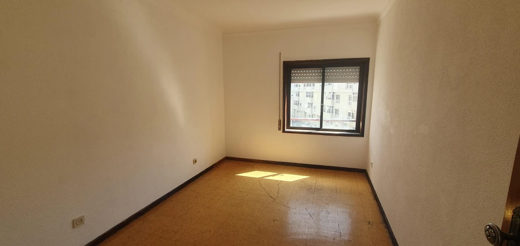 Apartamento T2 para Venda em Rio Tinto Foto 10