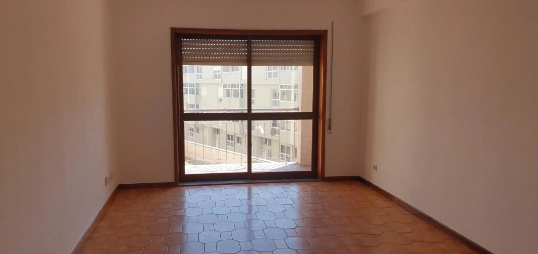 Apartamento T2 para Venda em Rio Tinto Foto 7