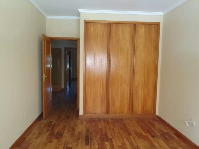 Apartamento T2 para Venda em Rio Tinto Foto 4