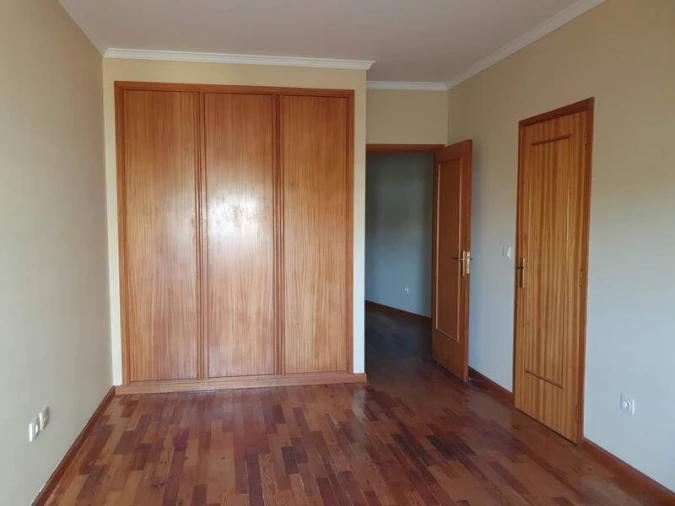 Apartamento T2 para Venda em Rio Tinto Foto 6