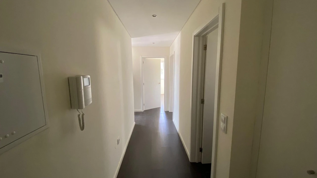 Apartamento T2 para Venda em Covilhã e Canhoso Foto 3