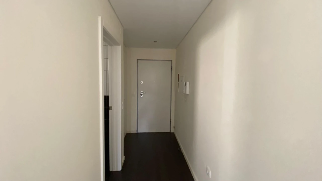 Apartamento T2 para Venda em Covilhã e Canhoso Foto 6