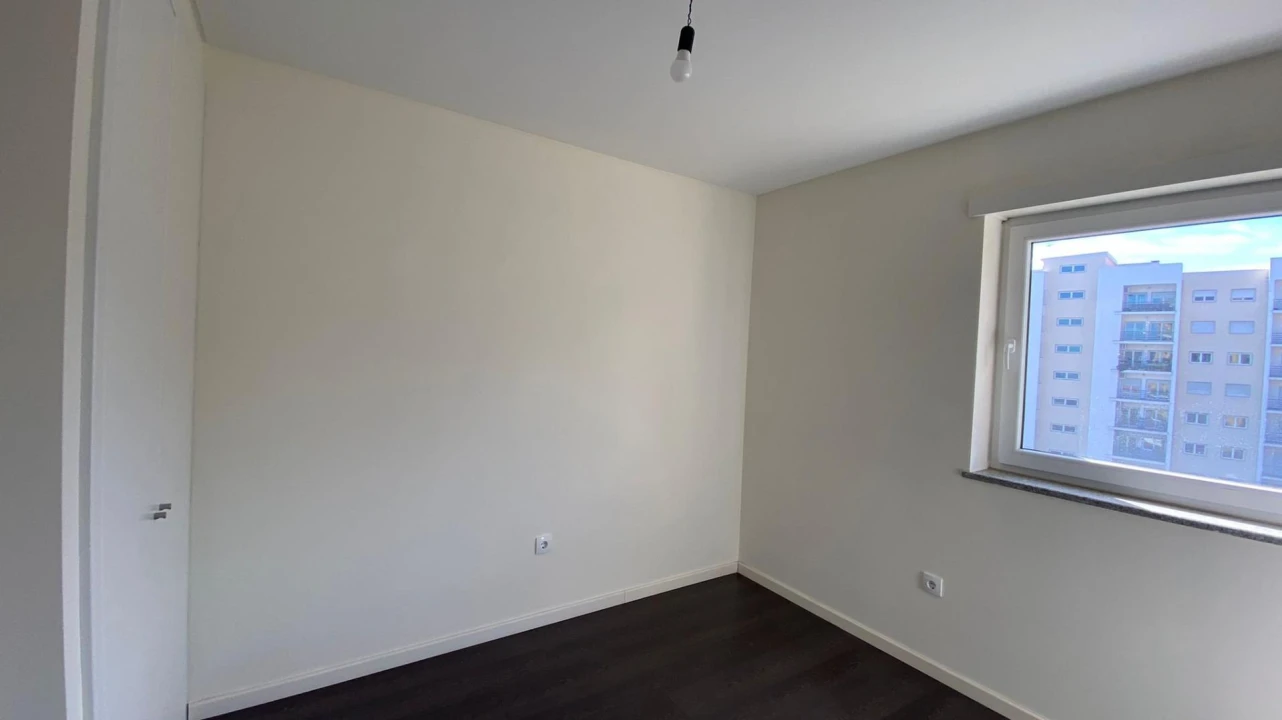 Apartamento T2 para Venda em Covilhã e Canhoso Foto 8