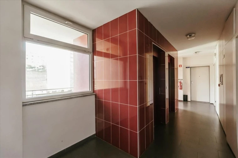 Apartamento T2 para Venda em Covilhã e Canhoso Foto 11