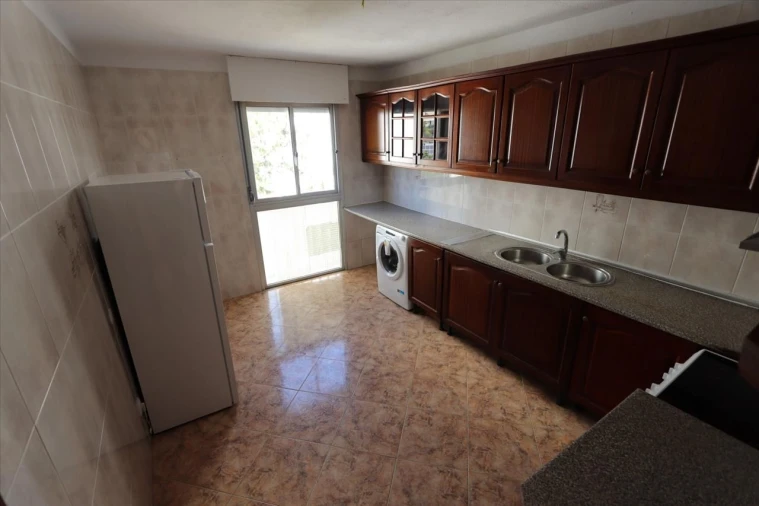 Apartamento T2 para Venda em Corroios Foto 5