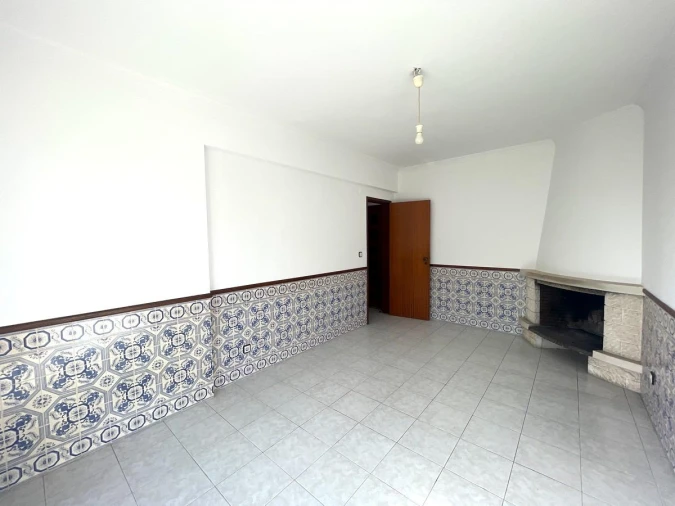 Apartamento T2 para Venda em Seixal, Arrentela e Aldeia de Paio Pires Foto 2