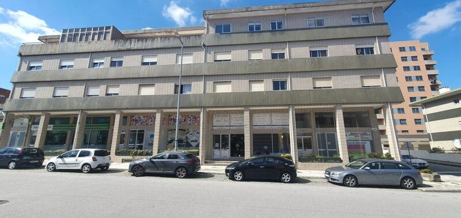 Apartamento T2 para Venda em Ermesinde Foto 1