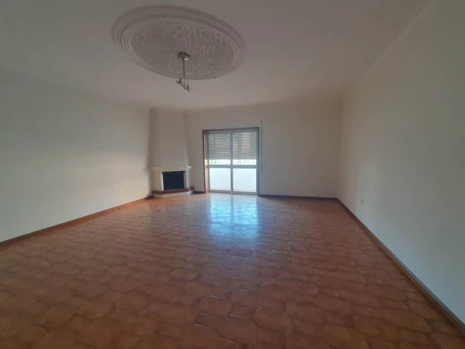 Apartamento T2 para Venda em Ermesinde Foto 3