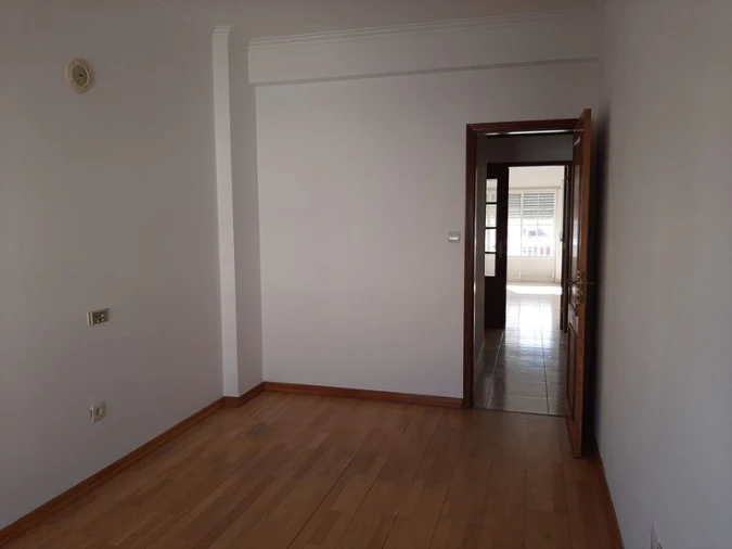 Apartamento T3 para Venda em Seixal, Arrentela e Aldeia de Paio Pires Foto 8