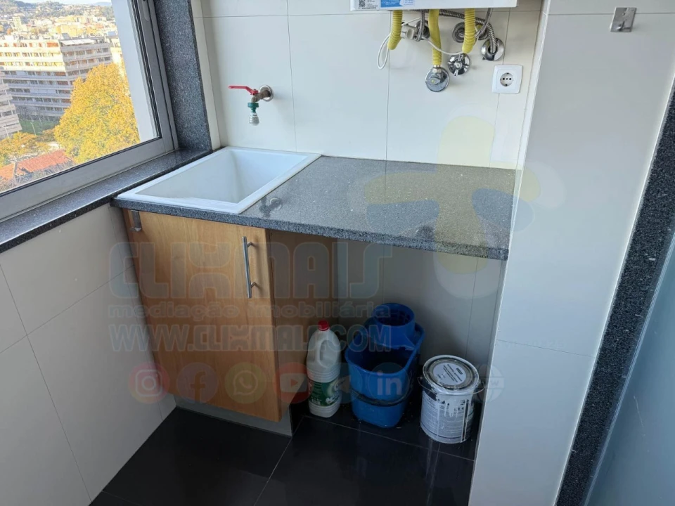 Apartamento T3 para Venda em Nogueira, Fraião e Lamaçães Foto 6