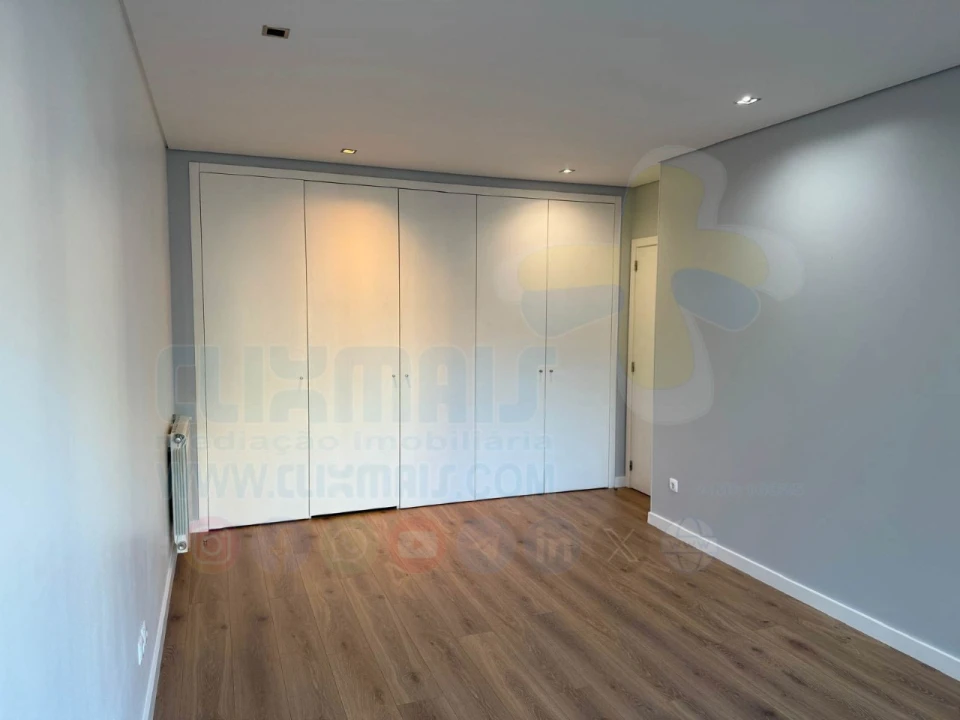 Apartamento T3 para Venda em Nogueira, Fraião e Lamaçães Foto 18