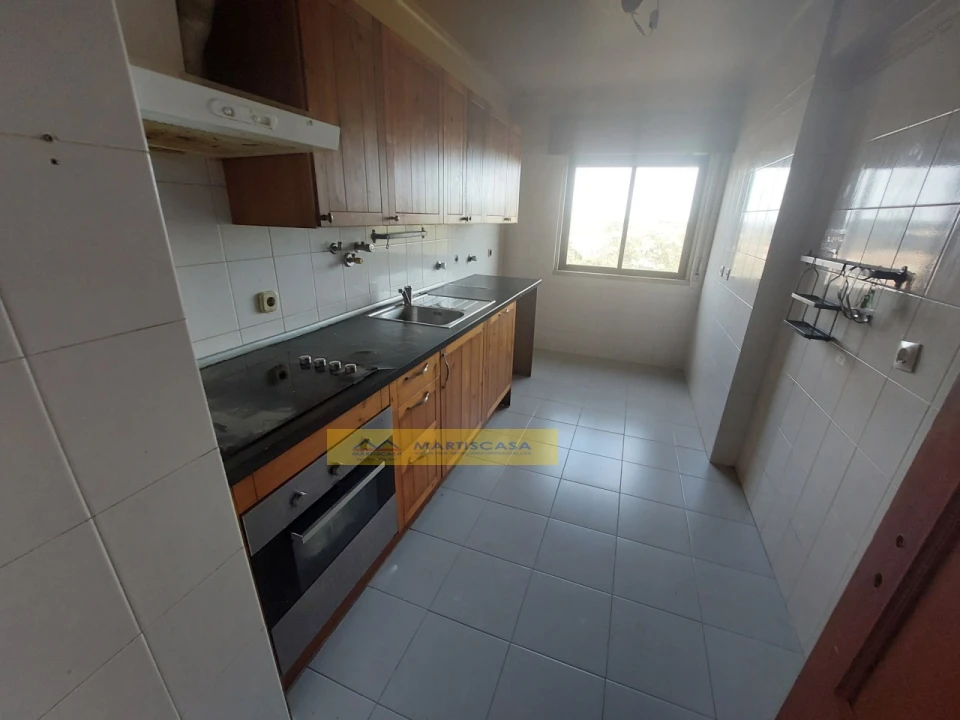 Apartamento T2 para Venda em Rio de Mouro Foto 13