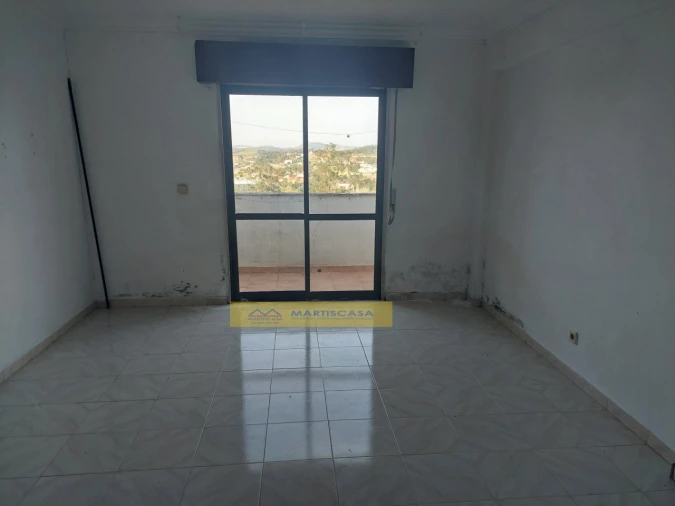 Apartamento T2 para Venda em Rio de Mouro Foto 5