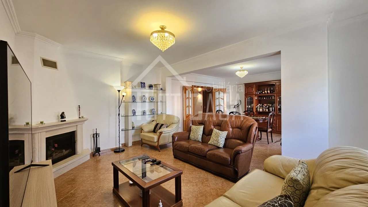 Apartamento T3 para Venda em Malveira e São Miguel de Alcainça Foto 1