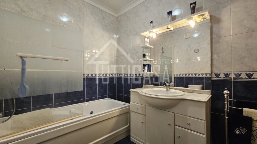 Apartamento T3 para Venda em Malveira e São Miguel de Alcainça Foto 39