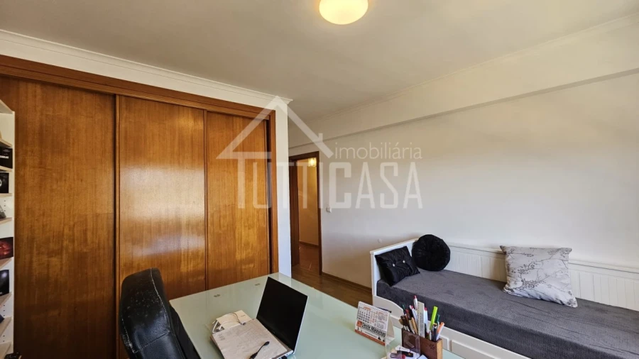 Apartamento T3 para Venda em Malveira e São Miguel de Alcainça Foto 29