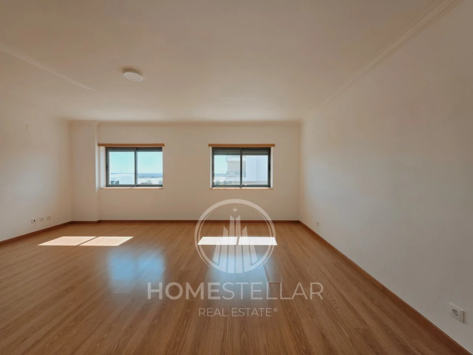 Apartamento T2 para Venda em Atalaia e Alto Estanqueiro-Jardia Foto 6
