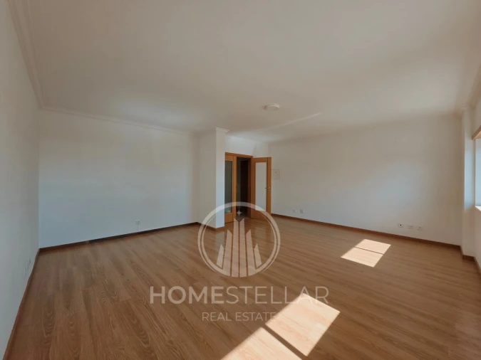 Apartamento T2 para Venda em Atalaia e Alto Estanqueiro-Jardia Foto 8