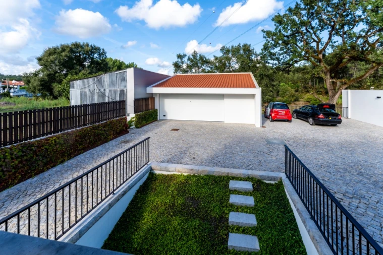 Moradia T5 para Venda em Maceira Foto 42