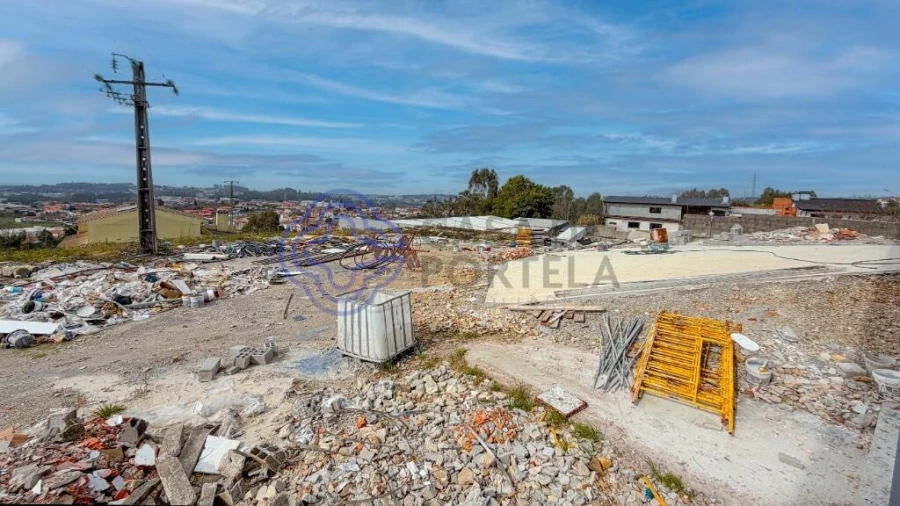 Armazém para Venda em Escapães Foto 31