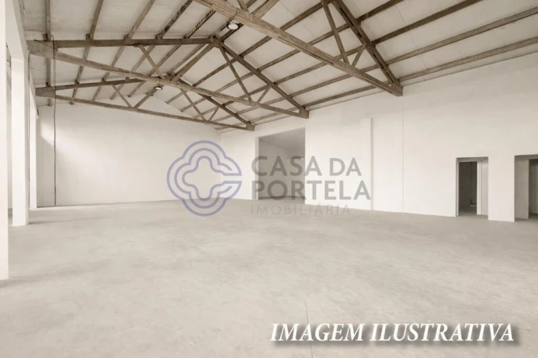 Armazém para Venda em Escapães Foto 9