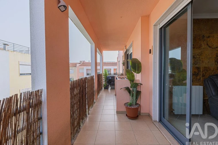 Apartamento T3 para Venda em Quinta do Anjo Foto 4