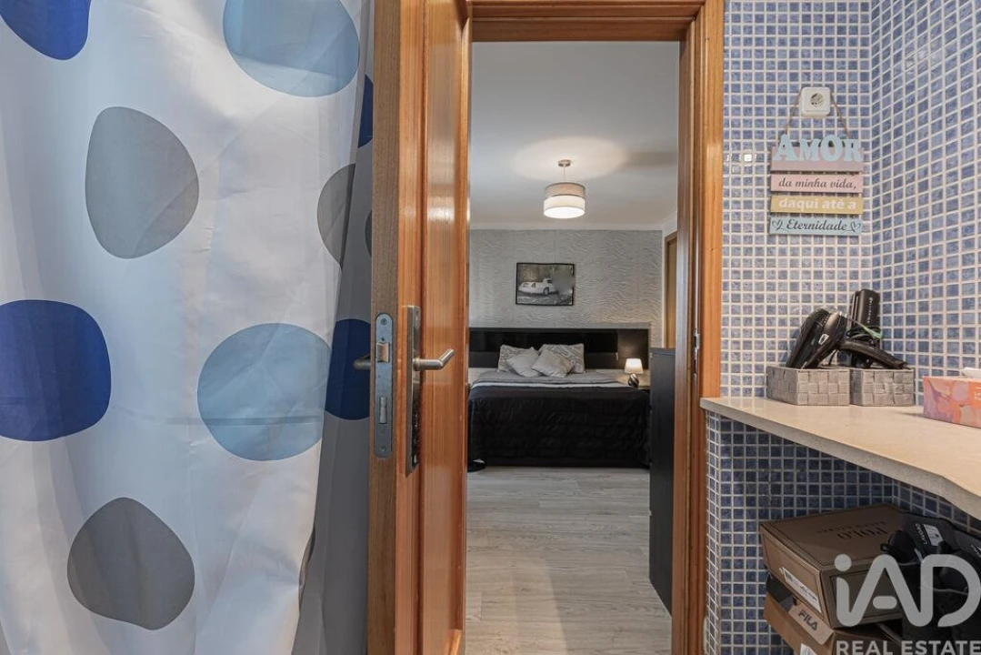 Apartamento T3 para Venda em Quinta do Anjo Foto 22