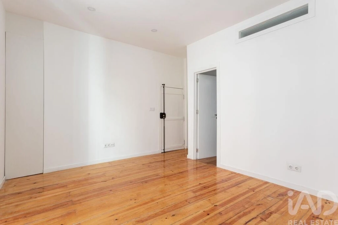 Apartamento T2 para Arrendamento em Arroios Foto 3