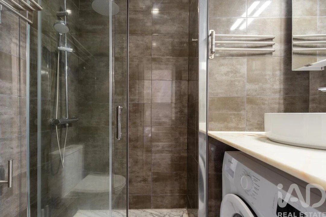 Apartamento T2 para Arrendamento em Arroios Foto 14