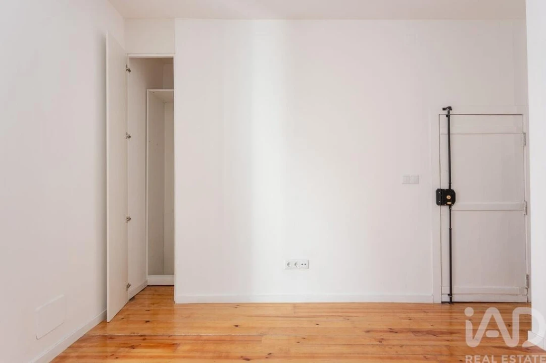 Apartamento T2 para Arrendamento em Arroios Foto 4