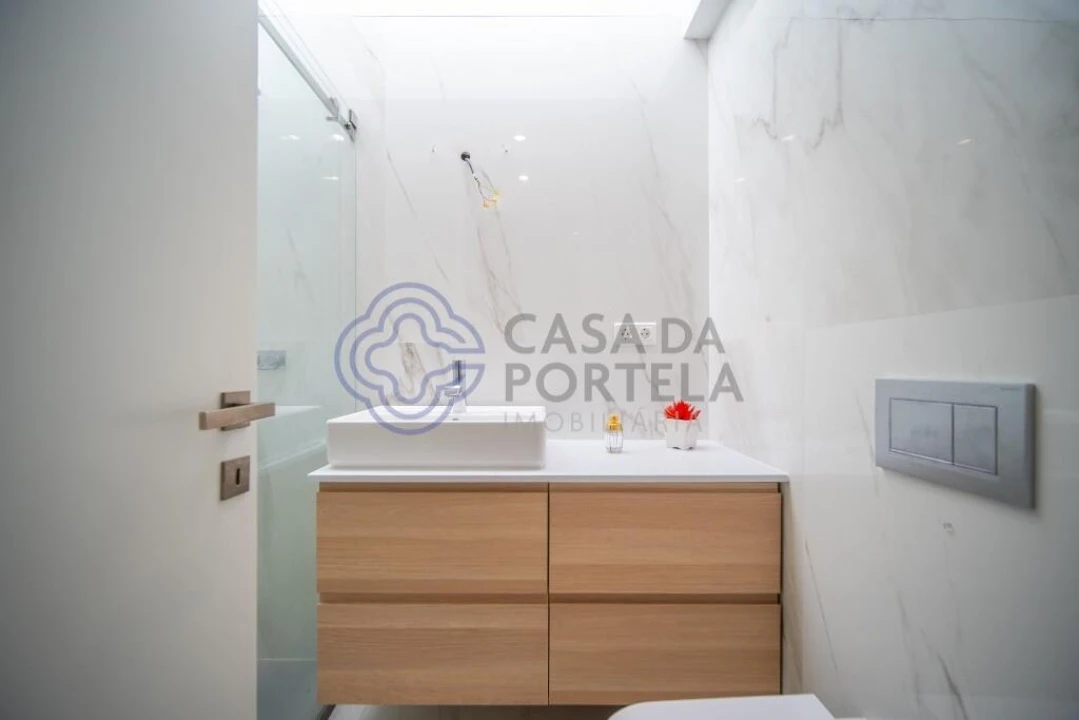 Moradia T3 para Venda em Nogueira e Silva Escura Foto 40