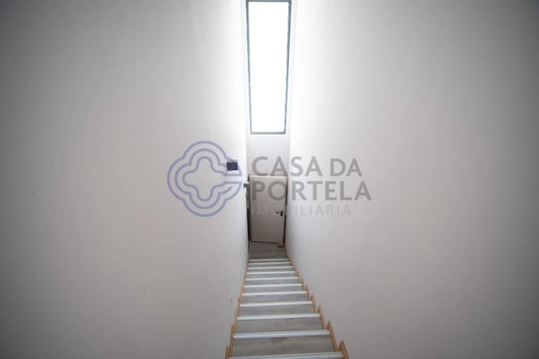 Moradia T3 para Venda em Nogueira e Silva Escura Foto 50